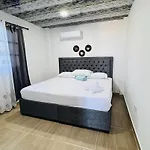 Apartamentos el mochilero frente al mar piso 2 apto 3