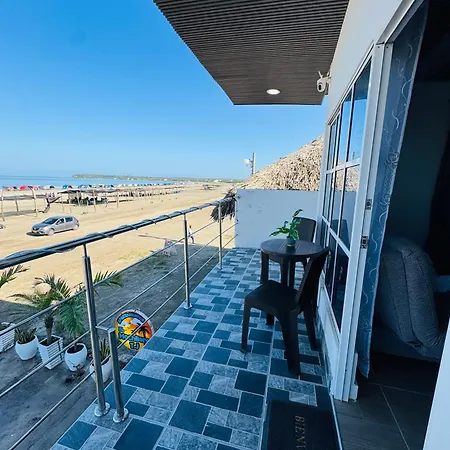 El Mochilero Frente Al Mar Piso 2 Apto 3 Apartment Cartagena